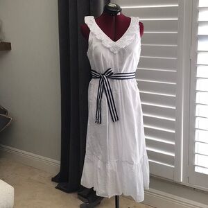 Vineyard Vines White and Blue Ruffled Tiered Sundress
